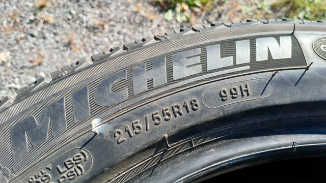 2 Michelin X ice 215/55R18..819-230-9767 in Tires & Rims in Gatineau - Image 2