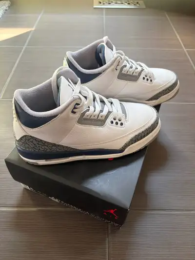 Nike Air Jordan 3 Retro - Youth size 6, View more