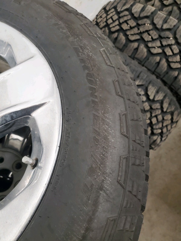 275 60 20 Goodyear Adventure Kevlar on 6 hole Chevy rims Tires & Rims Winnipeg Kijiji