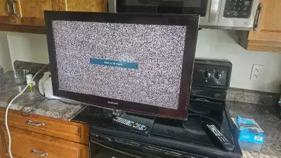 Samsung 32-inch LCD TV, View more