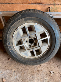 Trailer Tire and Rim, P195/70R14, 5 bolt Chev pattern