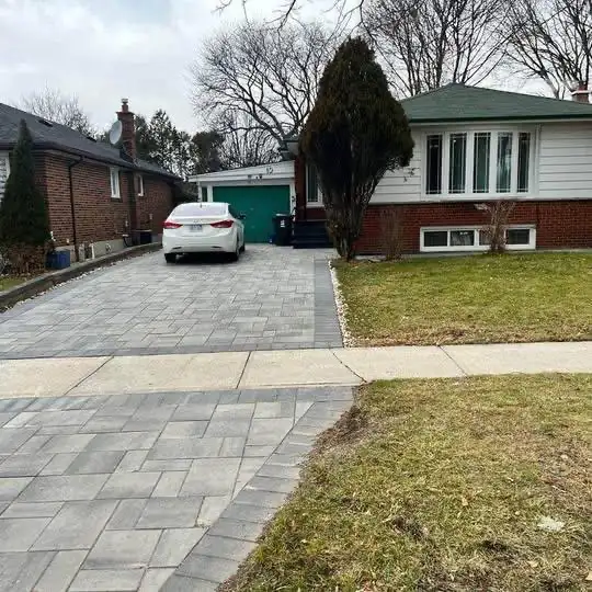 3 bedroom house in Scarborough for rent in Long Term Rentals in City of Toronto - Image 4