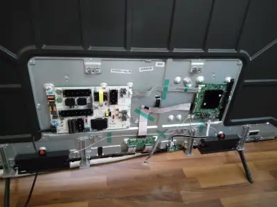 Hisense 75A68H. 75" 4K UHD Smart Google TV. Worked great. Screen damage during moving. For parts, or...