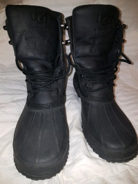 LIKE NEW LEATHER & RUBBER WATERPROOF UGG WINTER BOOTS MENS SZ 11