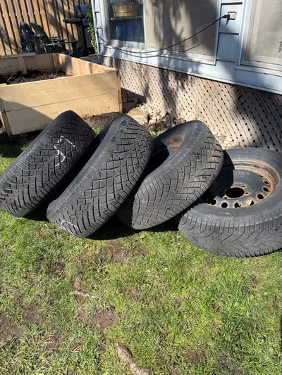 Toyota Tacoma Winter Tires and Rims - Continental VikingContact 7 265/65R17 Set of 4 used Continenta...