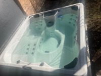 4 person hot tub