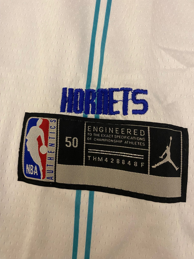 Lamelo Ball NBA Jersey #2 Charlotte Hornets - White and teal ,  in Men's in Markham / York Region - Image 3