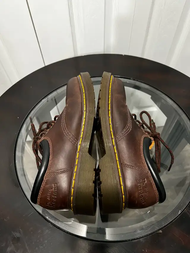 Dr. Martens 11849 Men's Leather LaceUp Oxfords Boots Size 9 in Men's Shoes in Cape Breton - Image 9