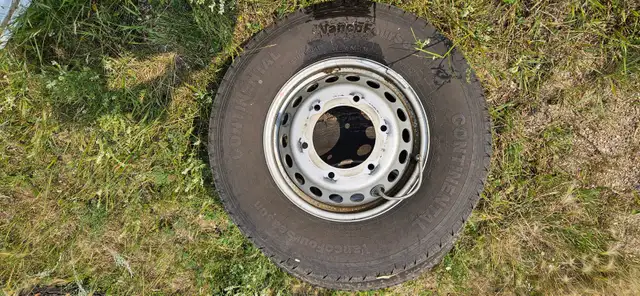 Sprinter  3500 Tires and Rims in Tires & Rims in Regina - Image 4