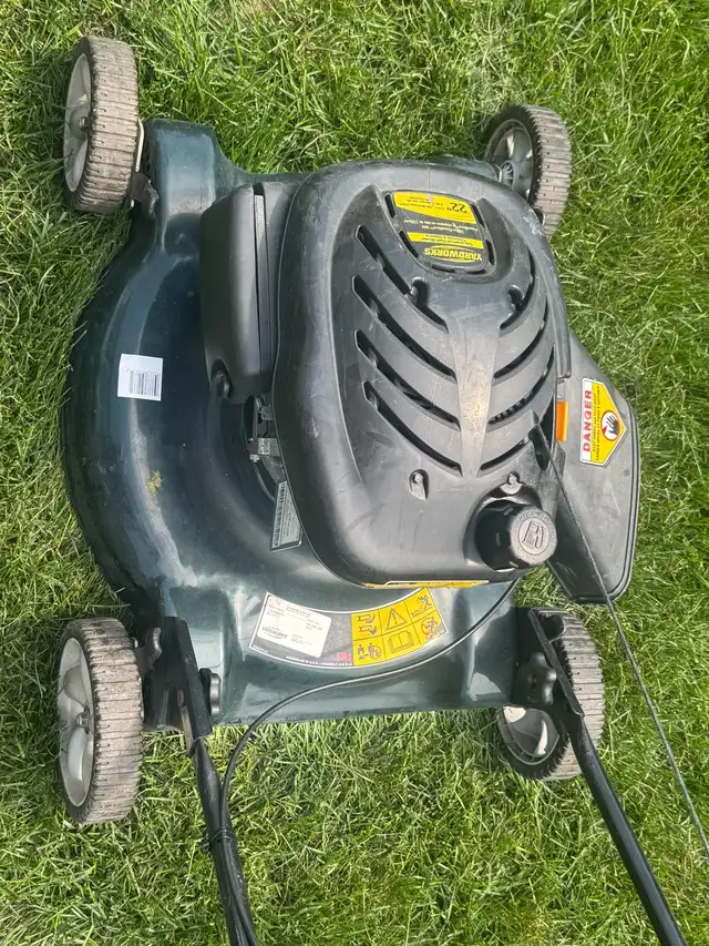 Tondeuse Yardworks 22 pouces in Lawnmowers & Leaf Blowers in Longueuil / South Shore - Image 3