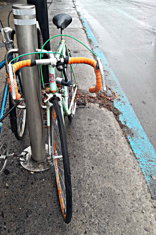 Vélo abandonné ? volé ? À qui ? dans Objets perdus/trouvés  à Ville de Montréal