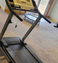 PRO FORM Treadmill 