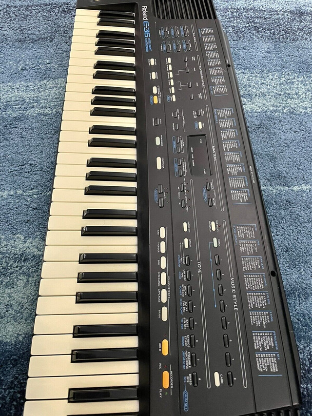 Roland Vintage E-36 Keyboard in Pianos & Keyboards in Markham / York Region - Image 2