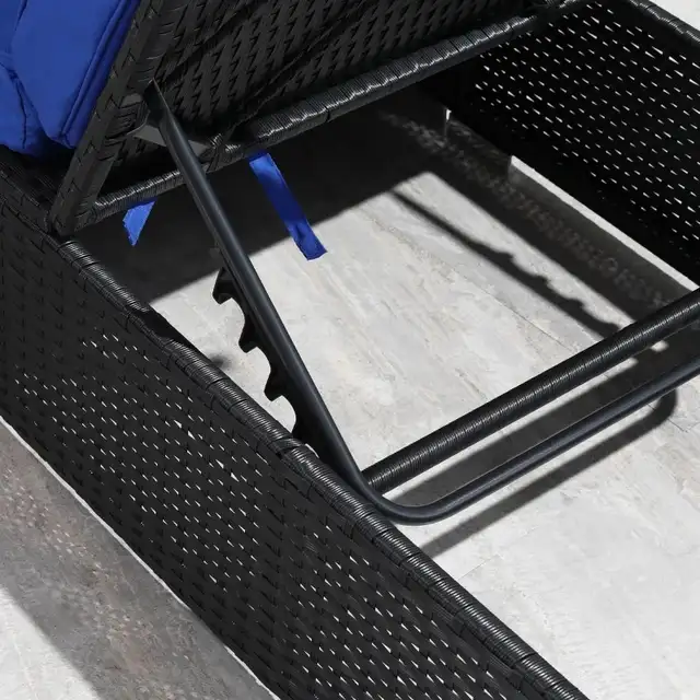 Patio Wicker Lounger, Outdoor PE Rattan Single Chaise Lounge in Patio & Garden Furniture in Markham / York Region - Image 10