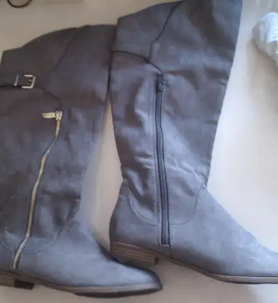 Women`s Boots size 9 Black or Taupe leather Aldo, View more