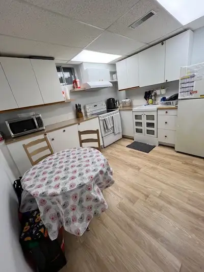 Renting one private basement bedroom with high ceiling and above ground window (absolutely no sharin...