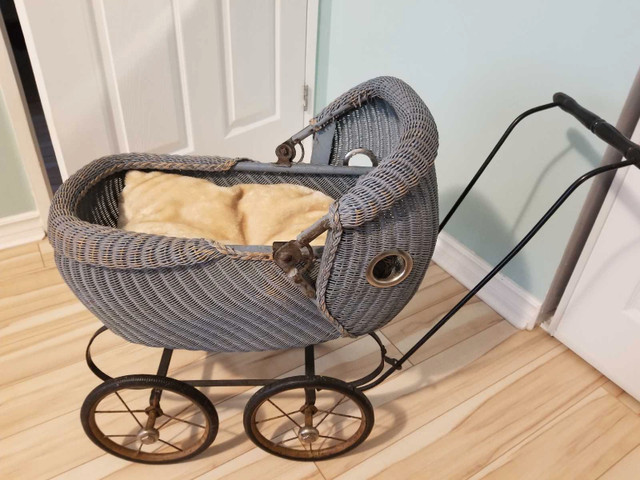 Price Drop! Antique Toy Baby Carriage Stroller in Arts & Collectibles in Oakville / Halton Region - Image 2