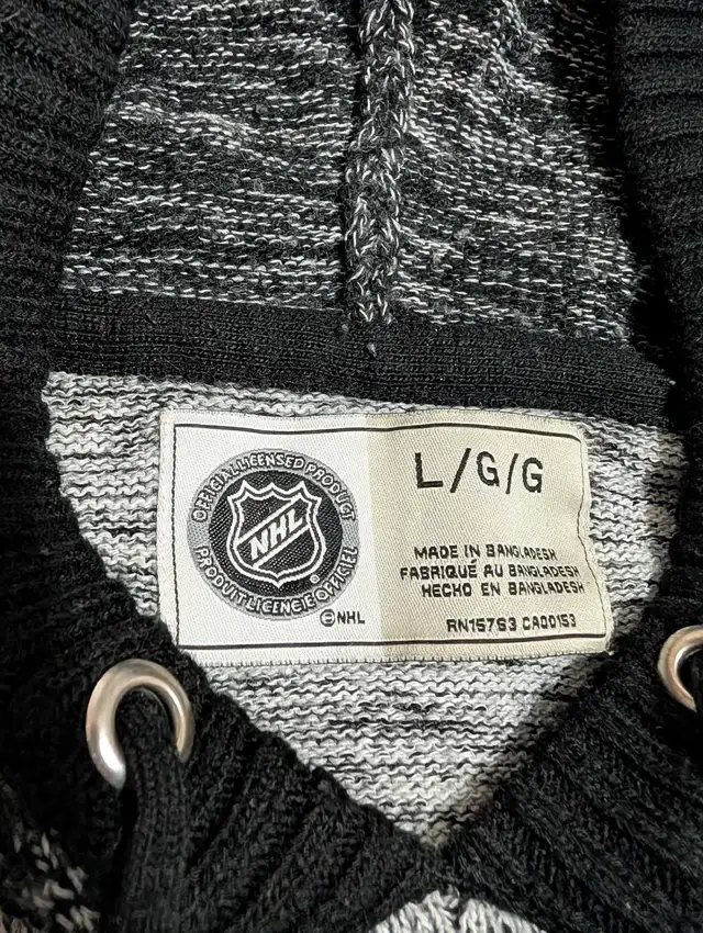 Winnipeg Jets hoodie in Men's in Winnipeg - Image 3