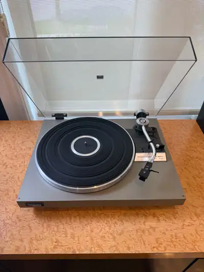 Vintage Technics SL-20 Record Player Turntable, View more