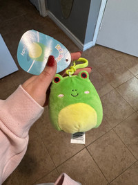 Wendy Red Eyed Squishmallow Clip 