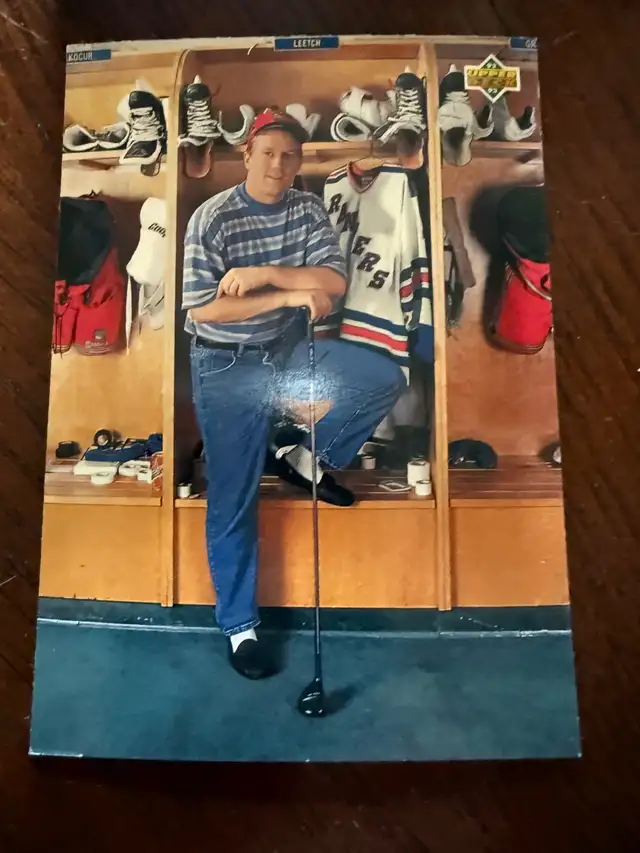 Hockey Card Sets - (1992/93 Upper Deck 1-640) & more! in Arts & Collectibles in Calgary - Image 6