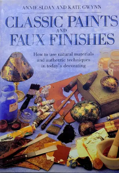 Book - CLASSIC PAINTS AND FAUX FINISHES - hardcover, View more