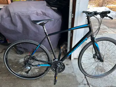 Size 21 frame fit for 5’7 to 7 6 feet tall, bike is in good shape and tune ready to ride .