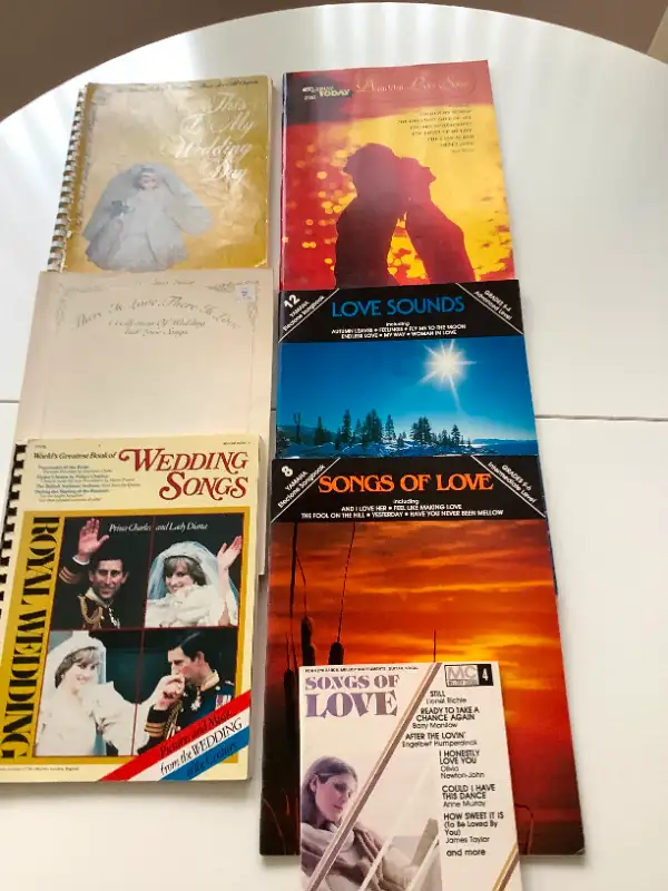 WEDDING AND LOVE SONG MUSIC BOOKS in Other in Delta/Surrey/Langley - Image 2