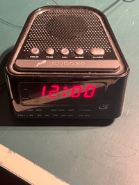  Digital clock radio 