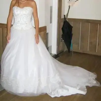 robe de mariee in All Categories in Canada Kijiji Canada