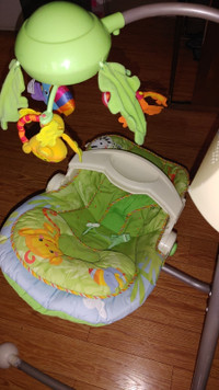 BABY SWING ROCKER WITH SPINNING TOYSBABIES FALL ASLEEP QUICK