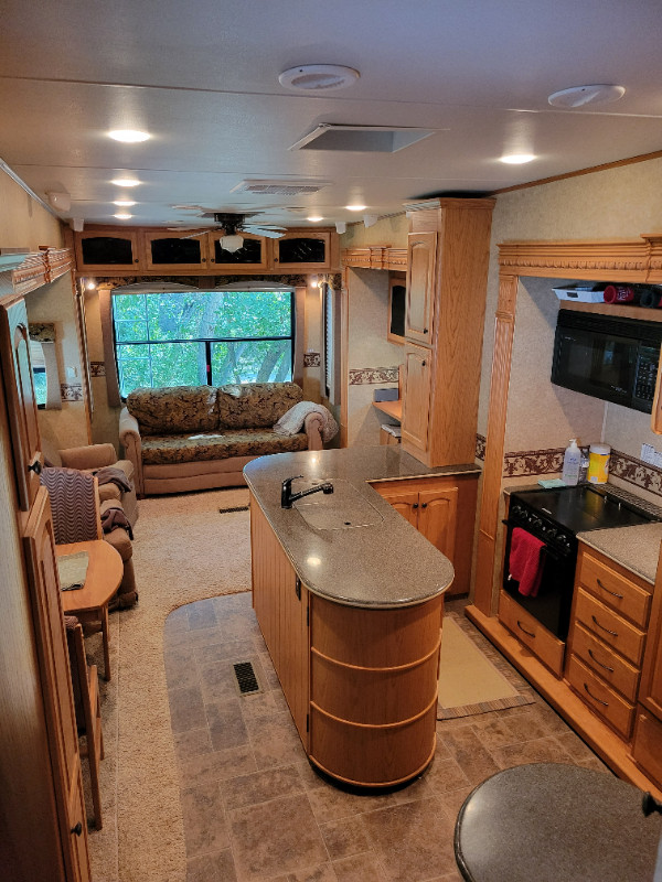 2011 Bighorn 3670rl RVs & Motorhomes Swift Current Kijiji