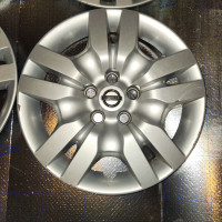 Nissan 5 Bolt Wheel Covers for a 16" Rim