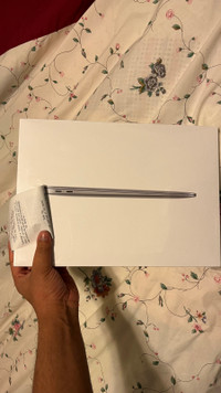 BRAND NEW IN BOX - M1 Apple MacBook Air - 13.3” 256GB