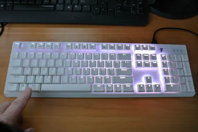 Gram Tesoro Spectrum Gaming Keyboard TS-G11SFL in Mice, Keyboards & Webcams in Cambridge - Image 7