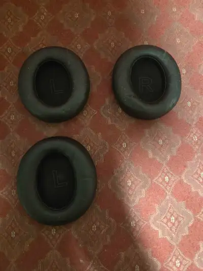 Soundcore Q30 and 35 Ear pads (1 pair and 1 left ear pad), View more