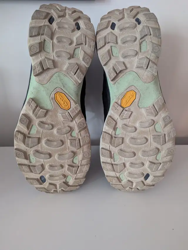 Merrell Women's Moab Speed 2 Mid GORE-TEX Hiking Boots, size 7.5 in Other in Markham / York Region - Image 8