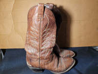 Cowboy boots sz 7