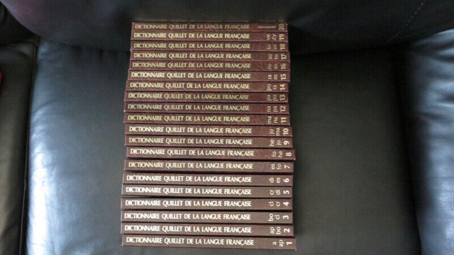 Dictionnaire Quillet Langue Française, plusieurs livres médicaux dans Autre  à Longueuil/Rive Sud