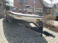 2000 Ranger 519 VS Bass Boat
