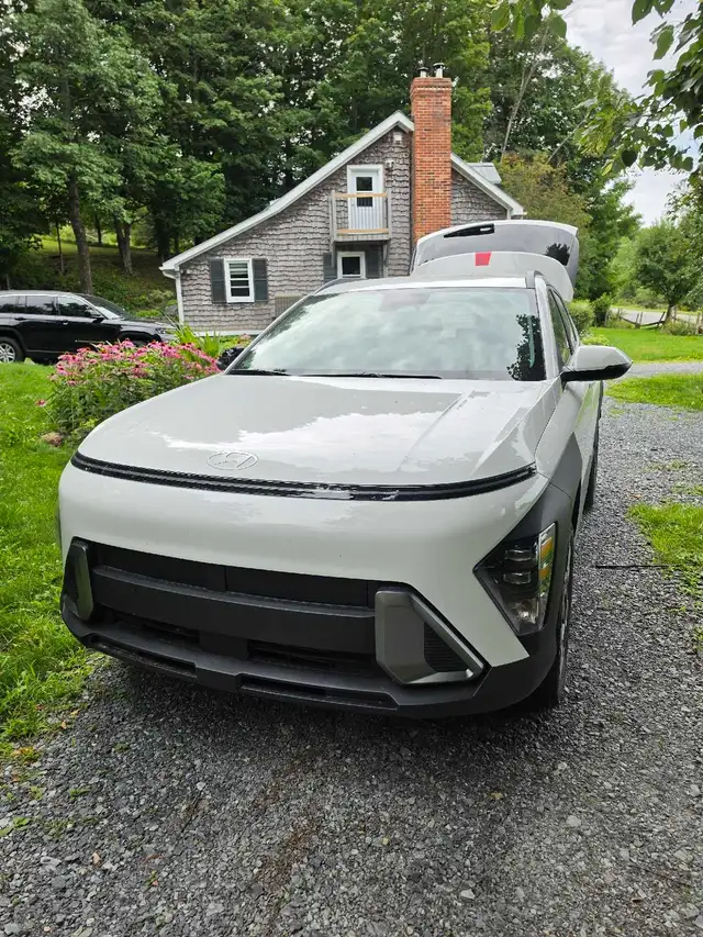 2026 Hyundai Kona Preferred AWD Contract Takeover, 16,500 km