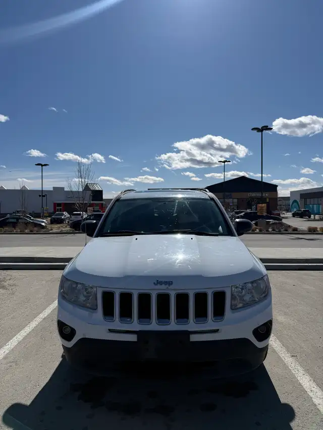 2011 Jeep Compass North ·4WD · CarPlay · Heated Seats in Cars & Trucks in Calgary - Image 2