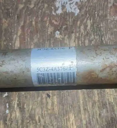This is a used front drive shaft for a Ford 250 Super Duty. It's in good working condition and ready...