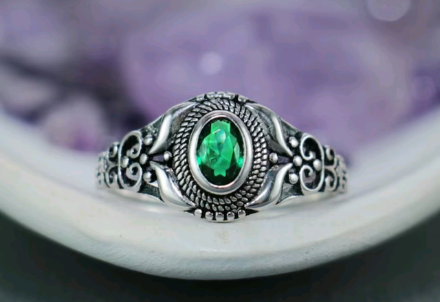 Lost grad ring64661857969539120