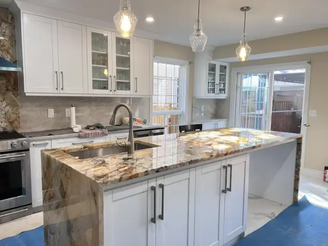 Blowing out! Ready to assemble kitchen and bathroom cabinets in Cabinets & Countertops in Markham / York Region - Image 10