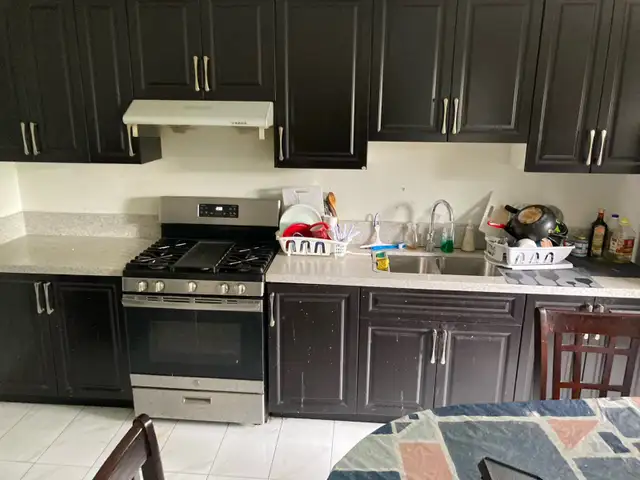ROOMS 4 RENT in Room Rentals & Roommates in City of Toronto - Image 8