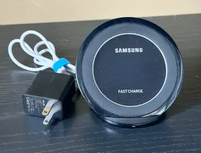 Works perfectly. Firm price. Pick up in downtown Toronto Mondays through Thursdays at the Exchange T...