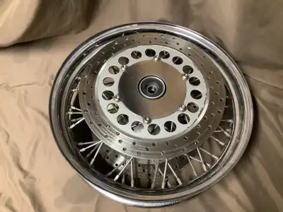 2006 YAMAHA XVS1100 V-STAR 1100 front classic spoke wheel Part 94430-16005, Tire size 130/90 - 16 Br...