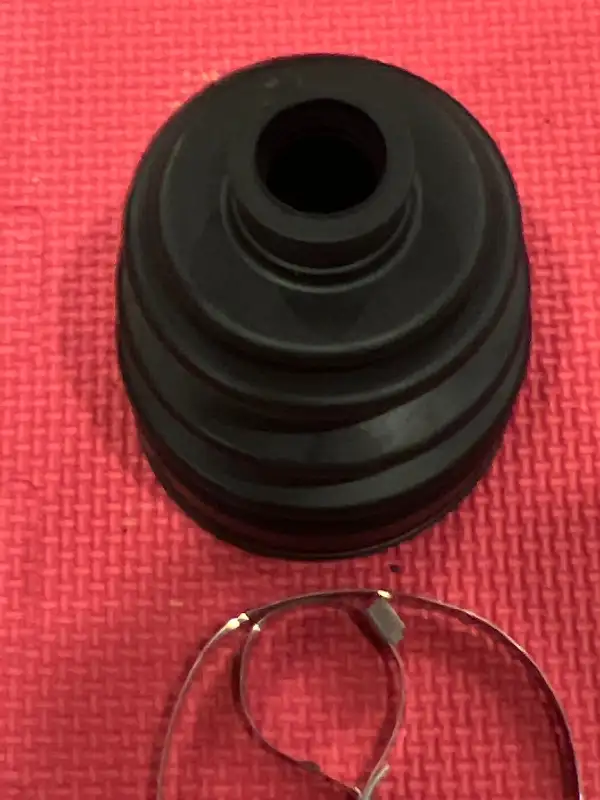 Kawasaki Mule 610 4x4 side by side Driveshaft CV Boot 49006-0022 in Other in Barrie - Image 5