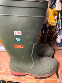 Rubber Winter Safety Boot